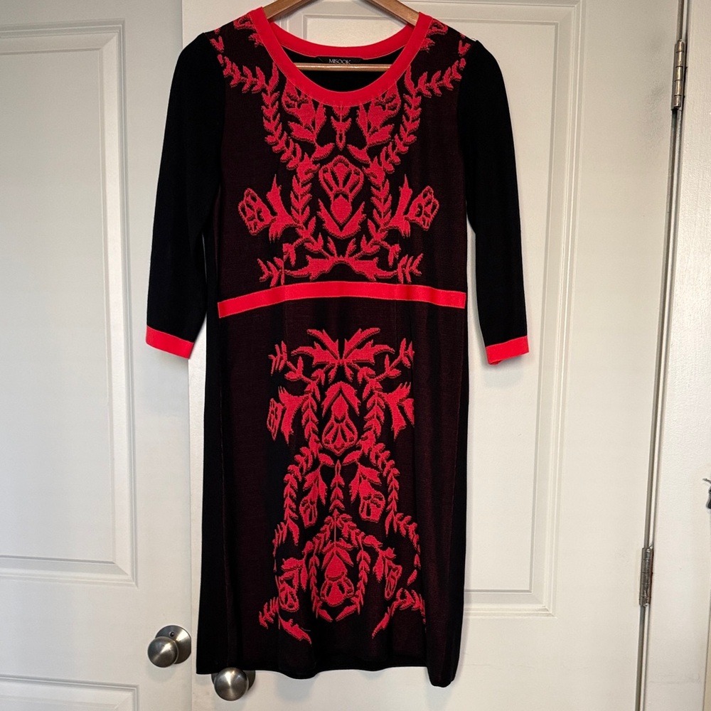 Misook Black and Red Long Sleeve Dress